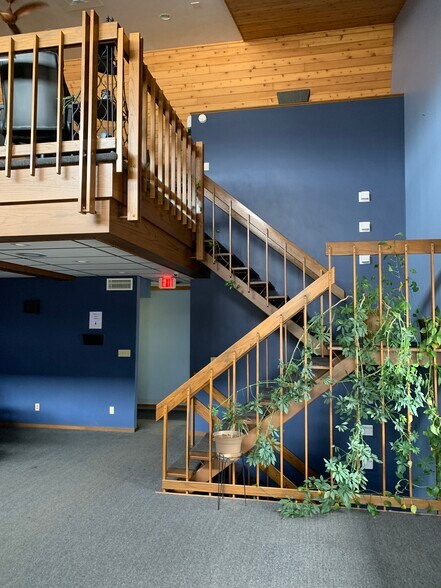 More Photos Of 1820 University Ave, Green Bay Office For Sale