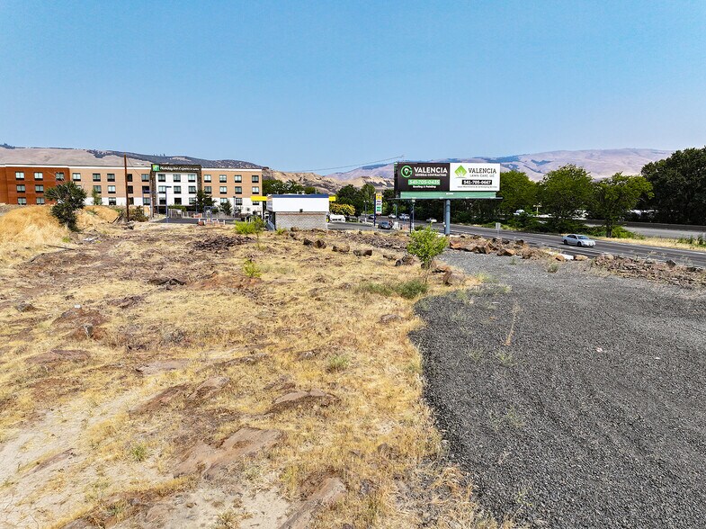 More Photos Of 707 Snipes St, The Dalles Land For Sale
