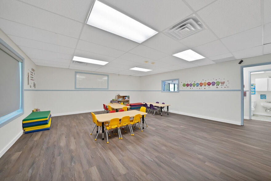More Photos Of 130 S Moore Rd, Coppell Daycare Center For Sale
