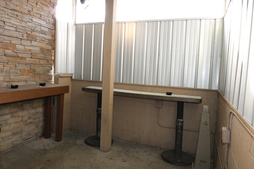 More Photos Of 1730 Goodman St, Rochester Bar For Sale