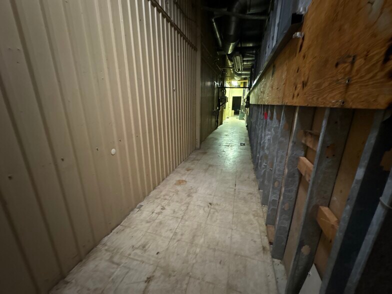 More Photos Of 1201 Cumberland Ave, West Lafayette Office For Lease