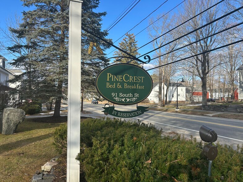 Primary Photo Of 91 South St, Gorham Hospitality For Sale