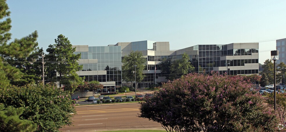 More Photos Of 6075 Poplar Ave, Memphis Coworking Space