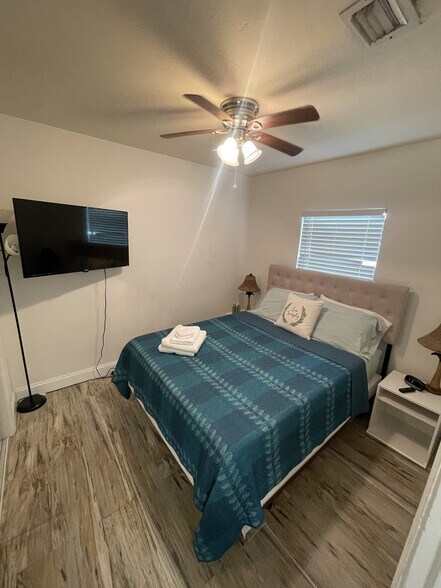 More Photos Of 100 Sandal Ln, Palm Beach Shores Apartments For Sale