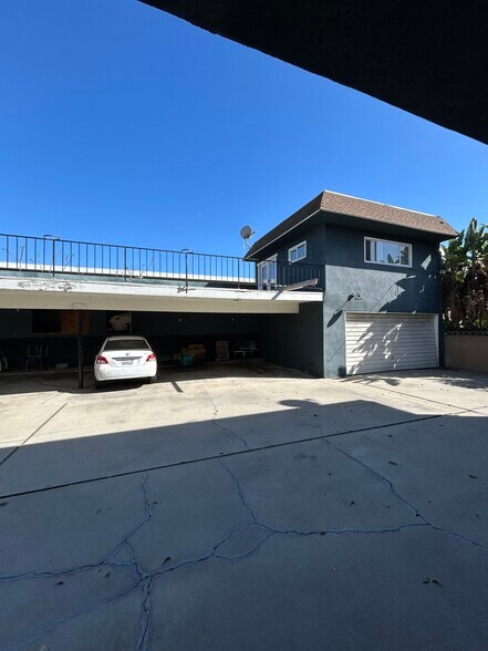 More Photos Of 12128 Ramona Ave, Hawthorne Apartments For Sale