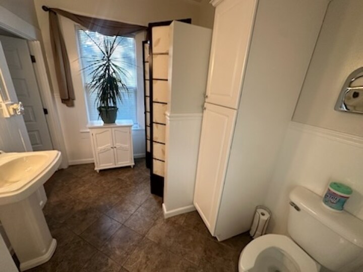 More Photos Of 1462 US Highway 395 N, Gardnerville Office For Sale