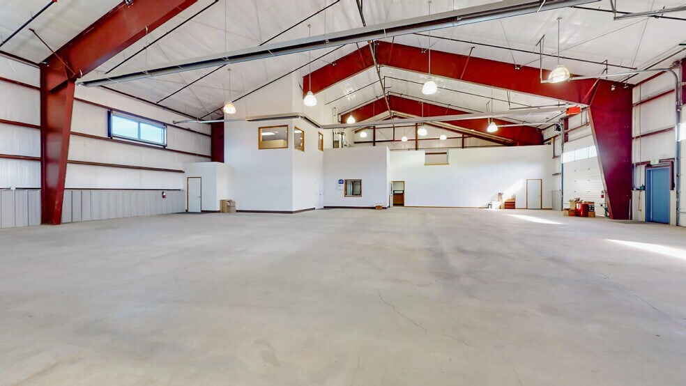 More Photos Of 5740 Boeing Dr, Loveland Warehouse For Sale