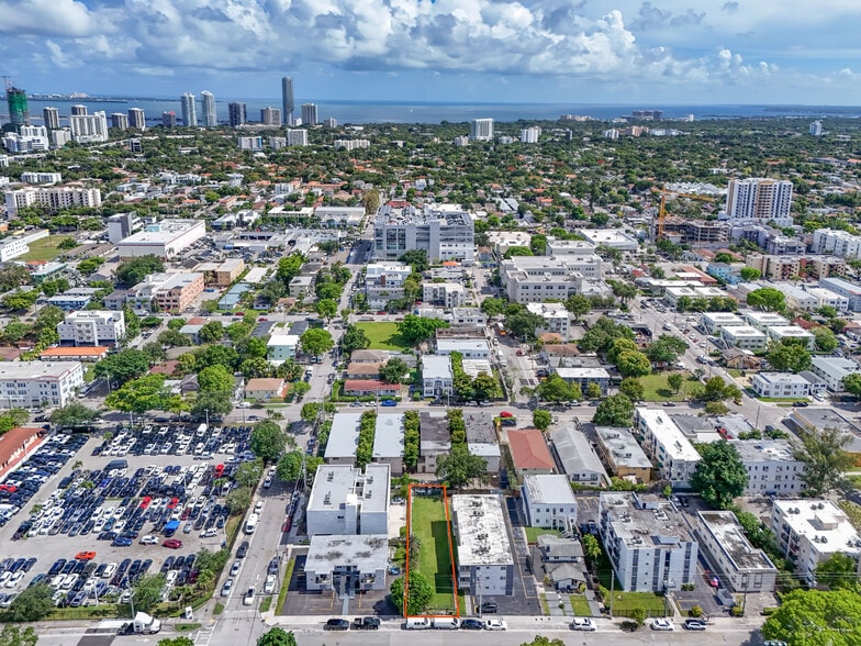 More Photos Of 718 SW 4th St, Miami Land For Sale