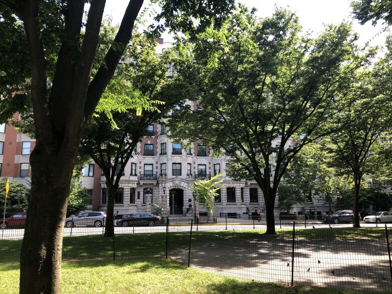 390 Commonwealth Ave, Boston, MA 02215 Apartments For Sale
