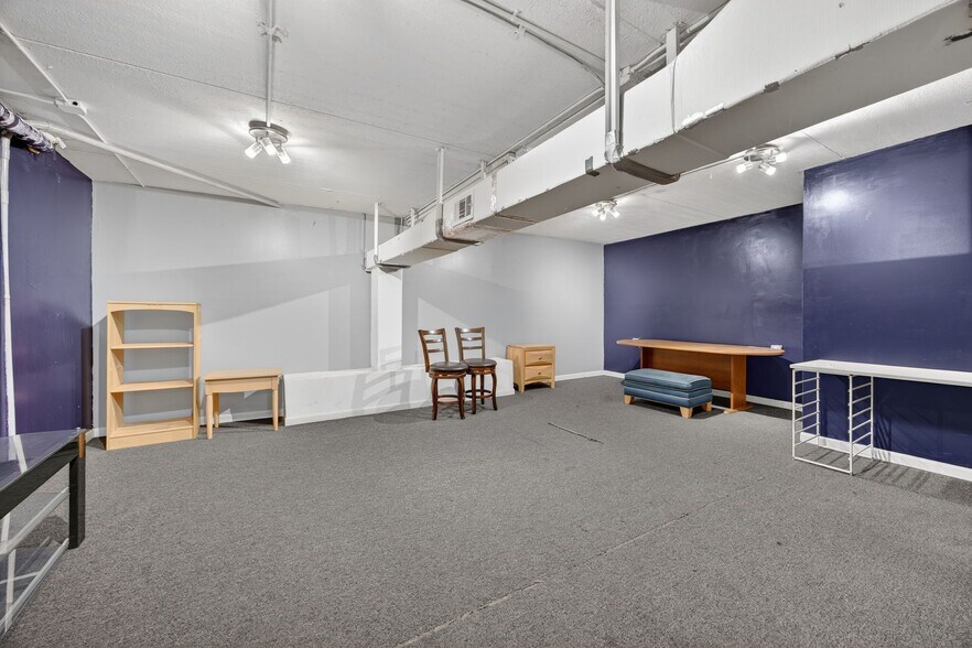 More Photos Of 16155 SW 117th Ave, Miami Light Distribution For Sale