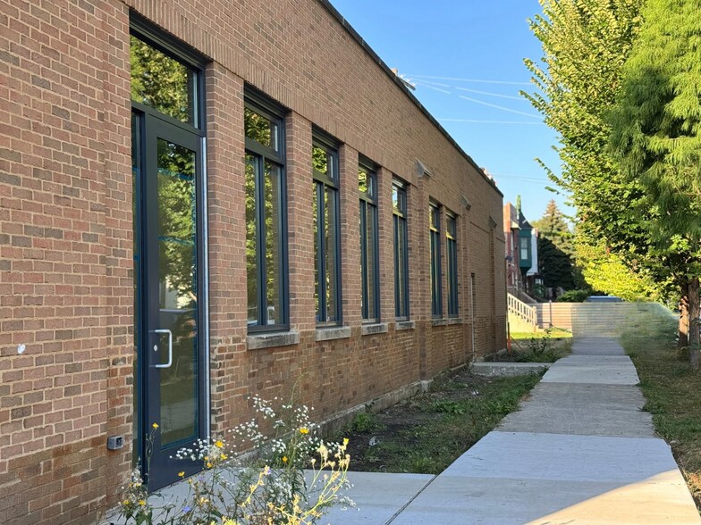 Primary Photo Of 134 S California Ave, Chicago Specialty For Lease