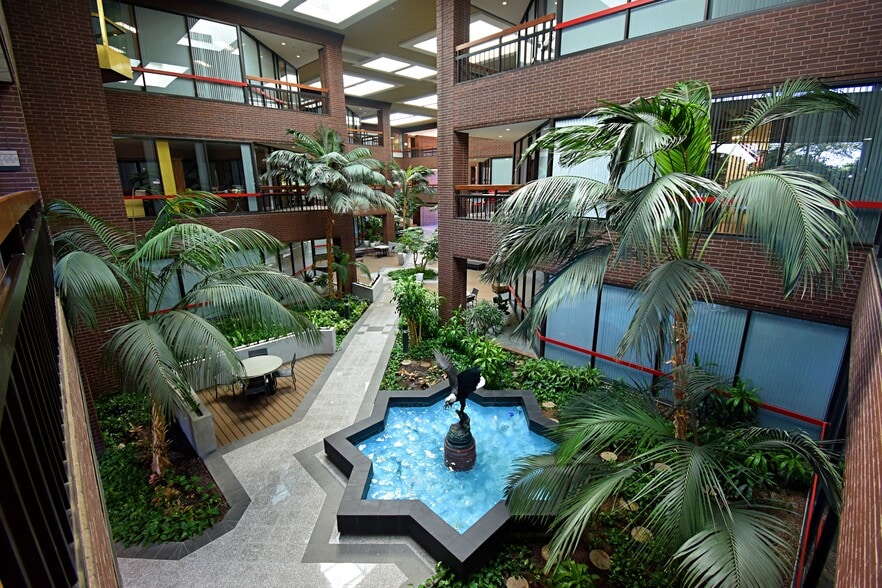 More Photos Of 11550 W IH-10, San Antonio Office For Lease