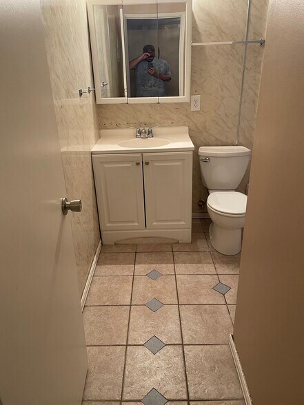 More Photos Of 218 W K St, Los Banos Apartments For Sale