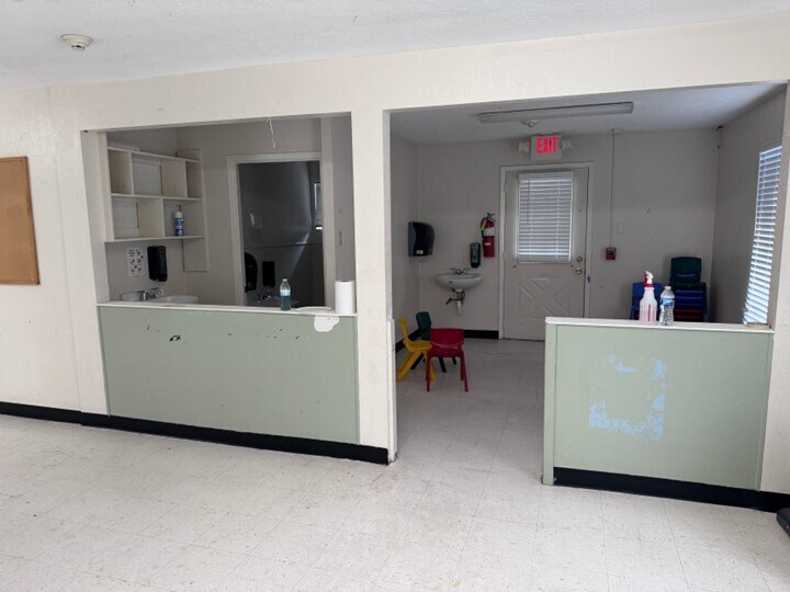 More Photos Of 2906 & 2926 Old Houston Rd,, Huntsville Specialty For Sale