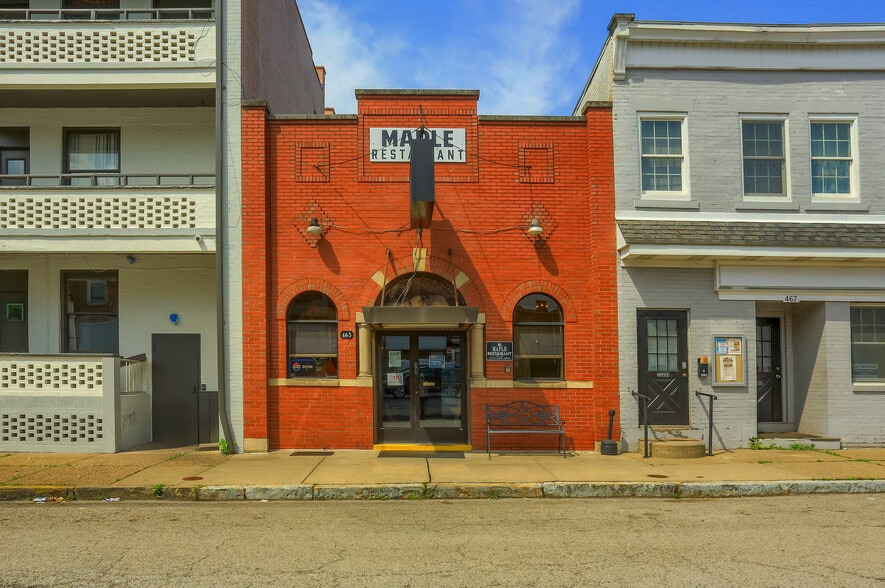 Primary Photo Of 463 Maplewood Ave, Ambridge Restaurant For Sale