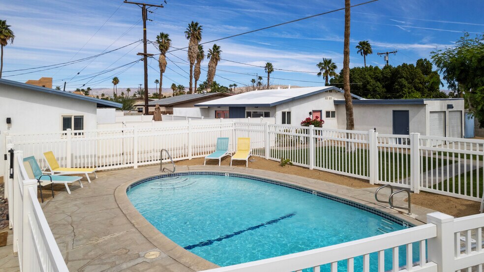 More Photos Of 68080 Risueno Rd, Cathedral City Apartments For Sale