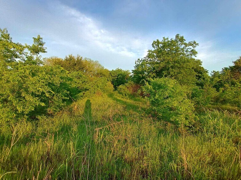 More Photos Of 5330 E Interstate 30, Campbell Land For Lease