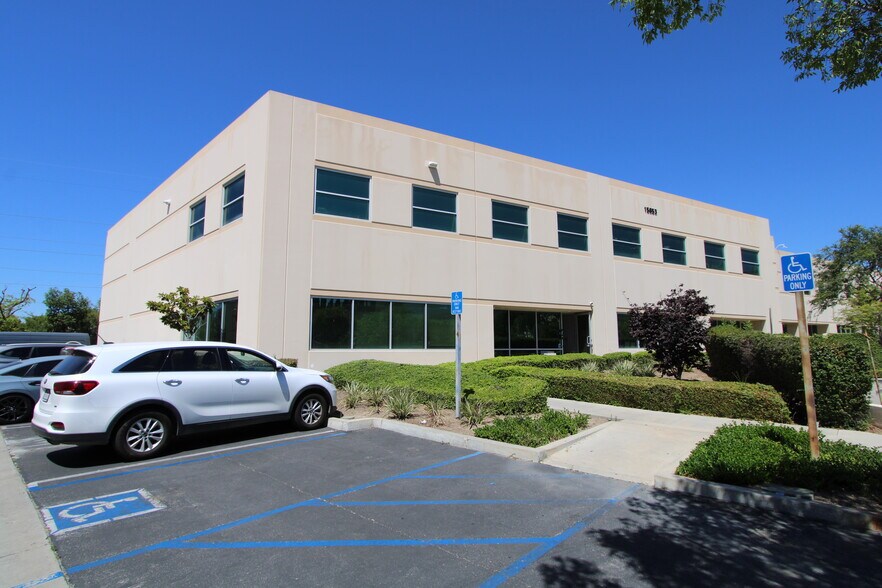 Primary Photo Of 15853 Monte St, Sylmar Distribution For Lease