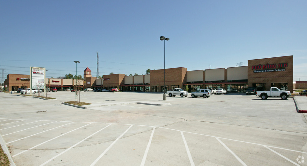 Primary Photo Of 10541 W FM 1960 Rd, Houston Unknown For Lease