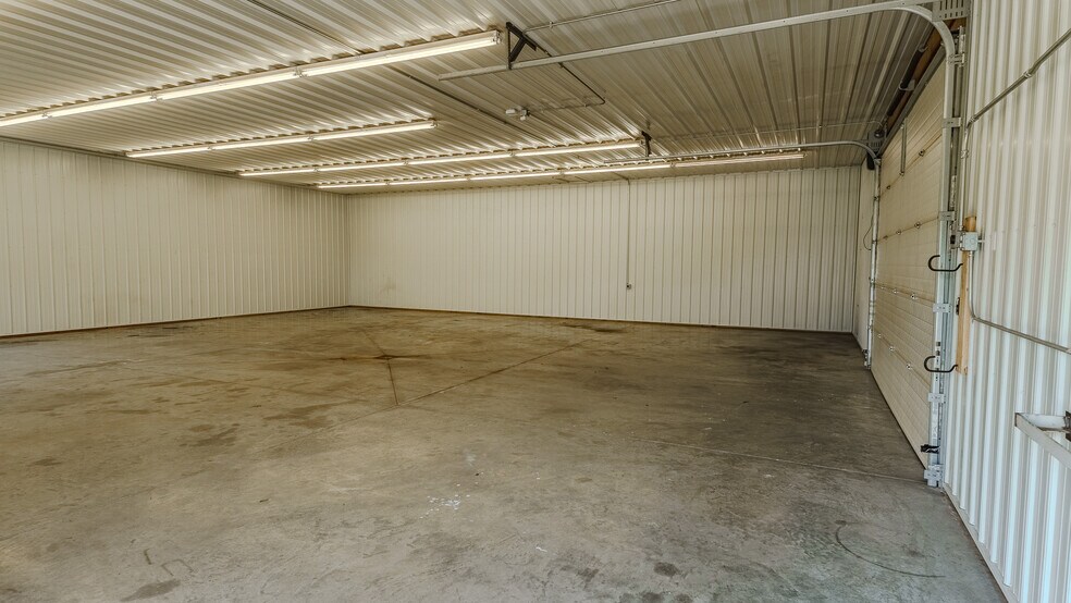 More Photos Of 608 Kenton, Reynolds Industrial For Sale