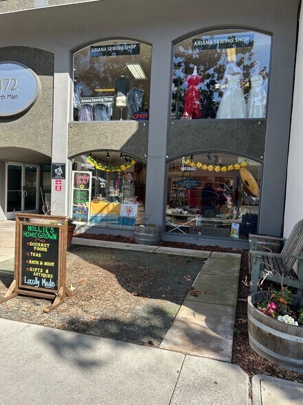 More Photos Of 1372 N Main St, Walnut Creek Storefront For Lease