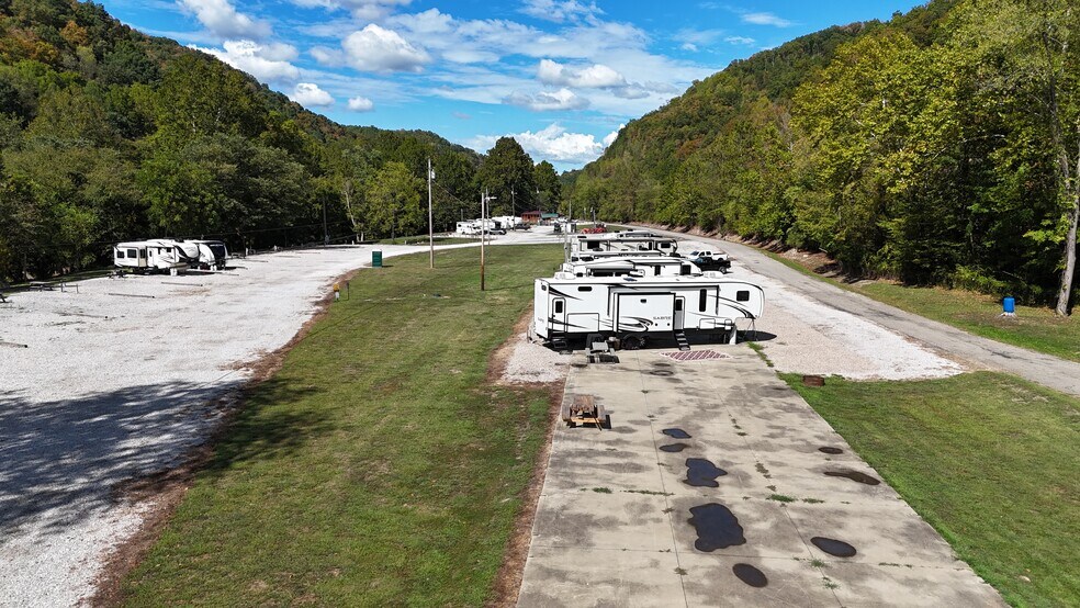 More Photos Of 462 Adams rd, Julian Trailer Camper Park For Sale