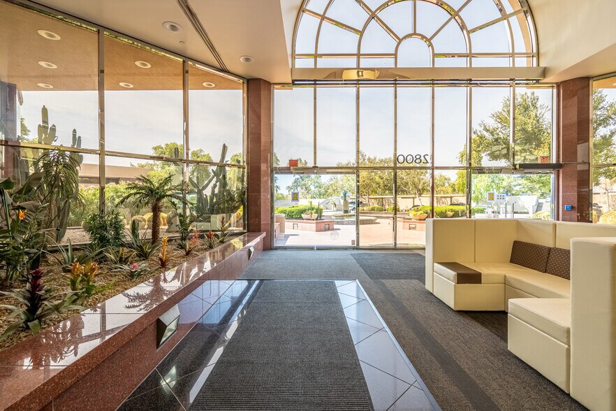 More Photos Of 2800 N 44th St, Phoenix Office For Sale
