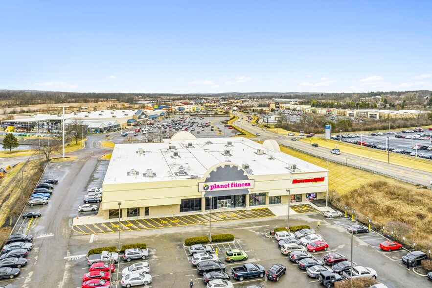 More Photos Of 1501-1505 N Bechtle Ave, Springfield Freestanding For Sale