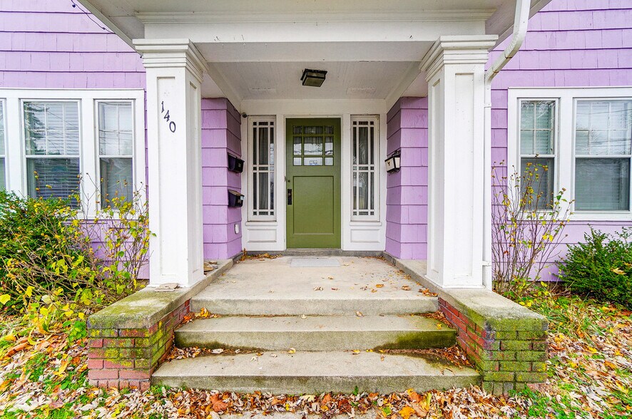 More Photos Of 140 W Front St, Perrysburg Office For Sale