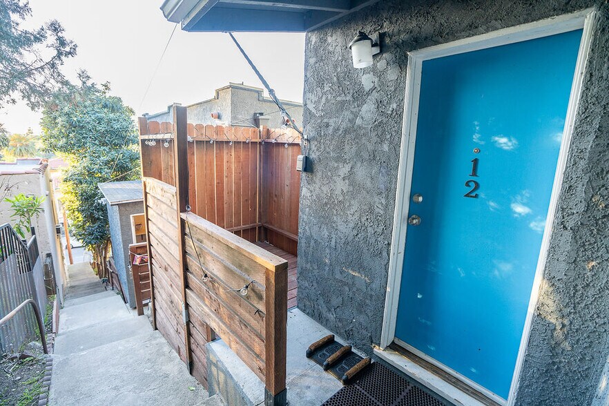 More Photos Of 834 Laguna Ave, Los Angeles Apartments For Sale