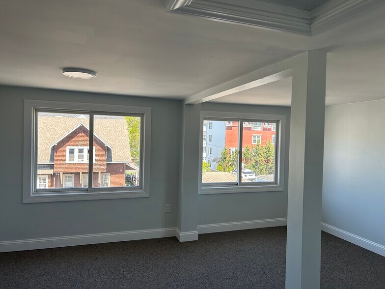 More Photos Of 52 Highland St, Worcester Office For Lease