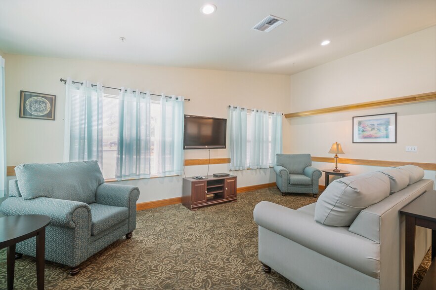 More Photos Of 35385 Tohl Ave, Nehalem Assisted Living For Sale