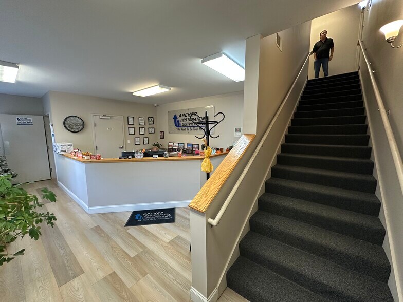 More Photos Of 3430 Novis Pt, Acworth Warehouse For Sale