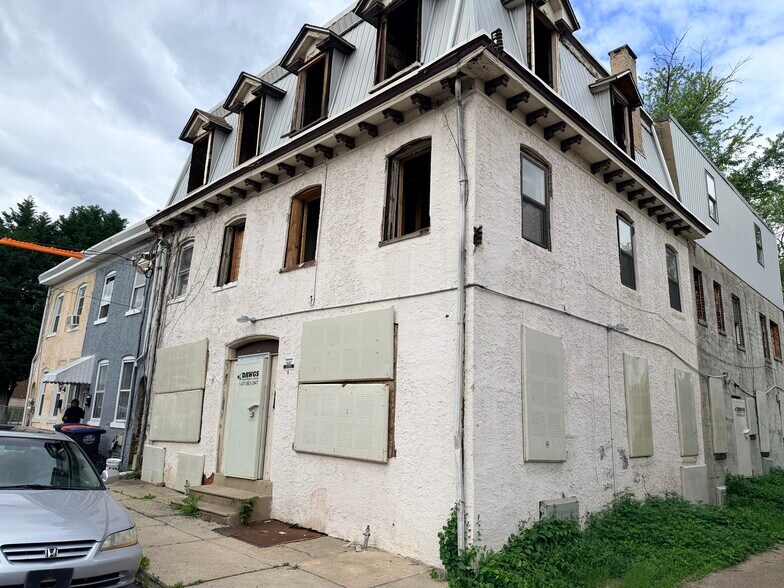 More Photos Of 1115 Upland St, Chester Apartments For Sale