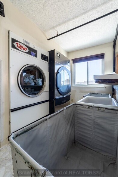 More Photos Of 2620 N Diers Ave, Grand Island Hotel For Sale