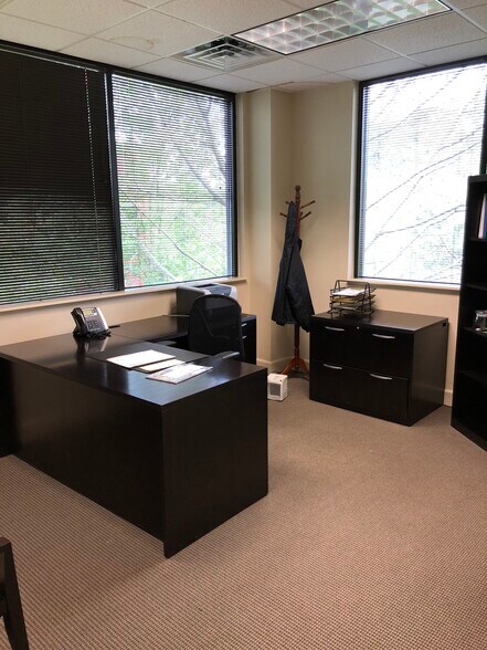 More Photos Of 2385 Satellite Blvd, Duluth Office Residential For Sale