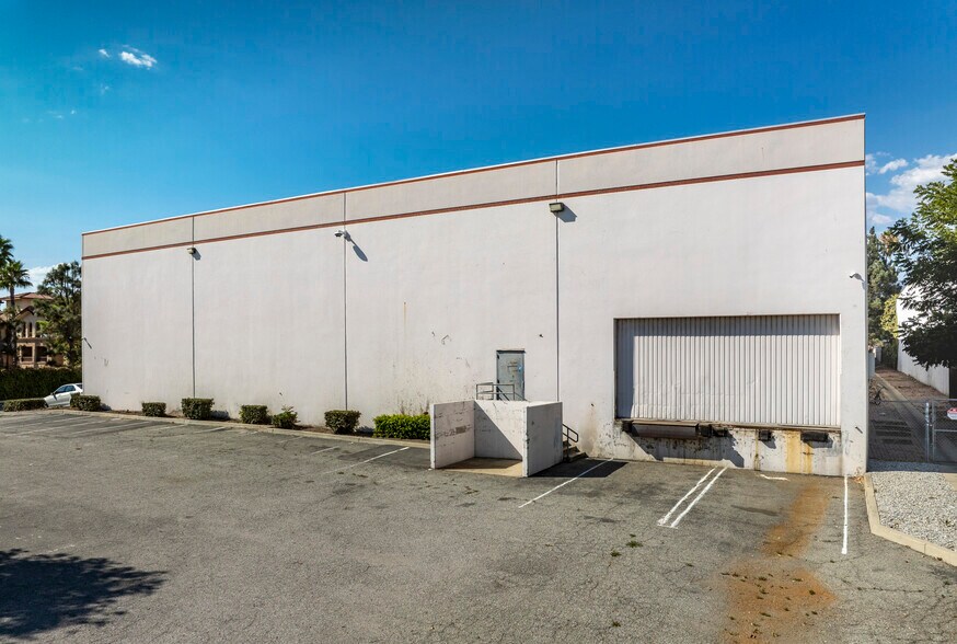 More Photos Of 270 E Bonita Ave, Pomona Warehouse For Lease