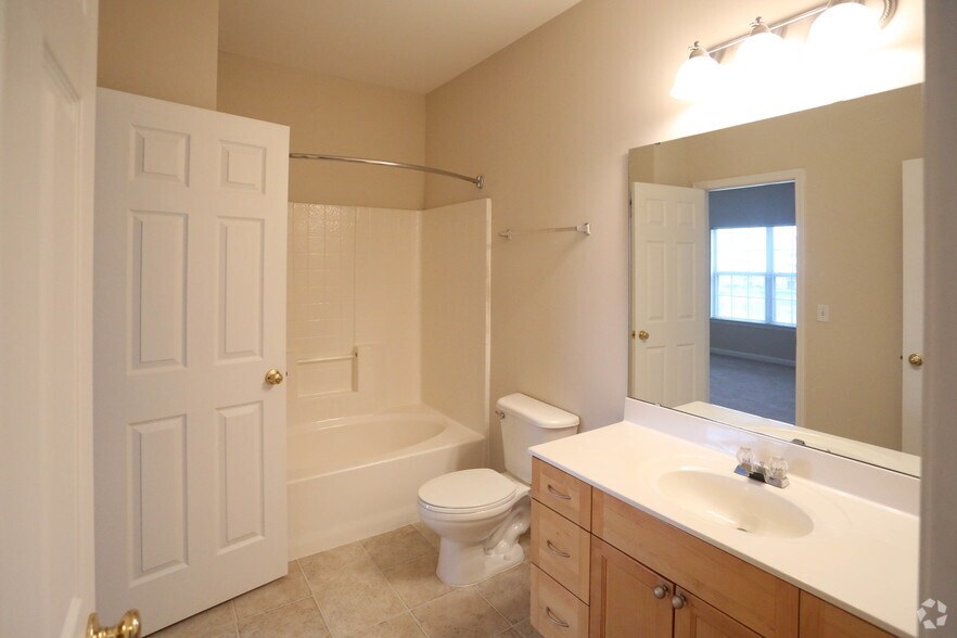 More Photos Of 1200 Greenfield Pl, O'Fallon Apartments For Sale