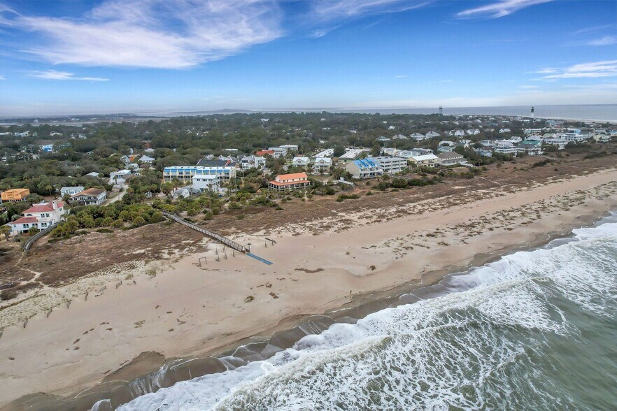 More Photos Of 21 Officers Row, Tybee Island Hospitality For Sale