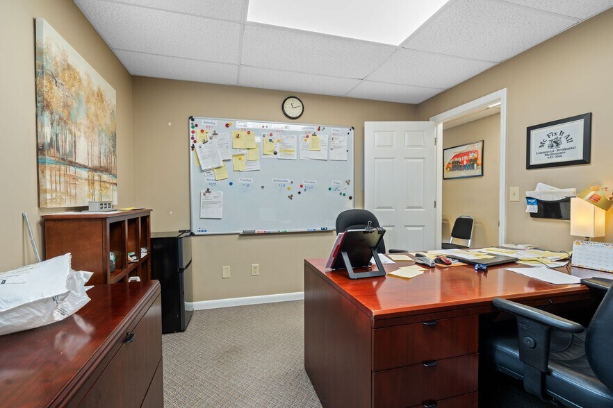 More Photos Of 201 Graves Rd, Goodlettsville Office For Sale