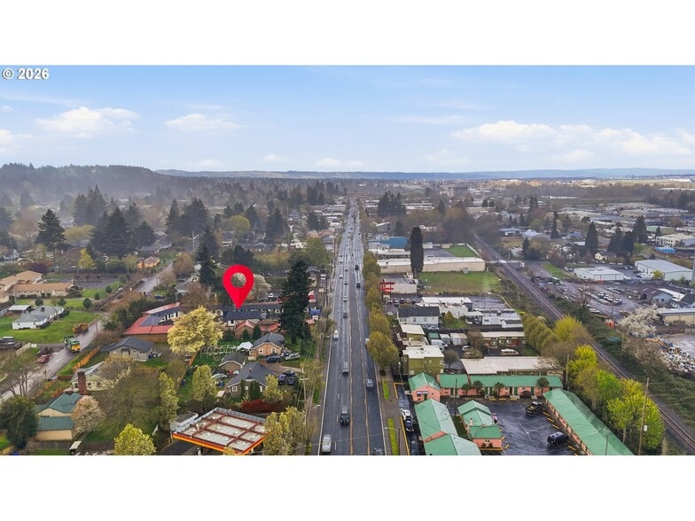 More Photos Of 11324 NE Sandy Blvd, Portland Hotel For Sale