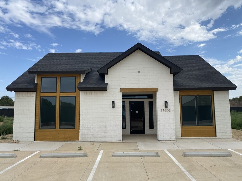Primary Photo Of 11702 Frankford Ave, Lubbock Medical For Sale
