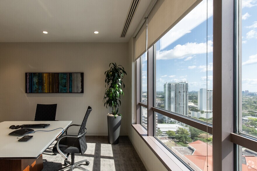 Photo of 21st Floor Ste PH