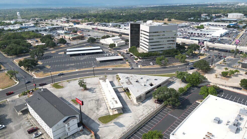 More Photos Of 5404 Wurzbach Rd, San Antonio Medical For Lease
