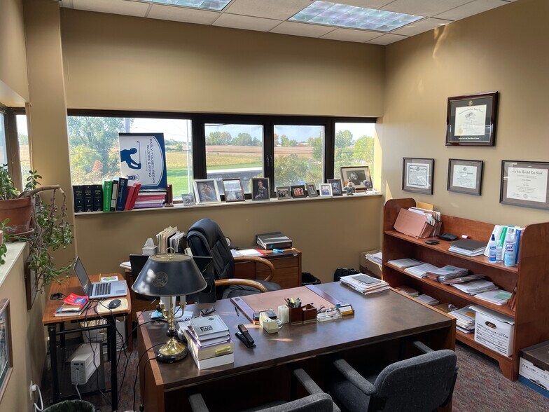 More Photos Of 2400 Big Timber Rd, Elgin Office For Sale