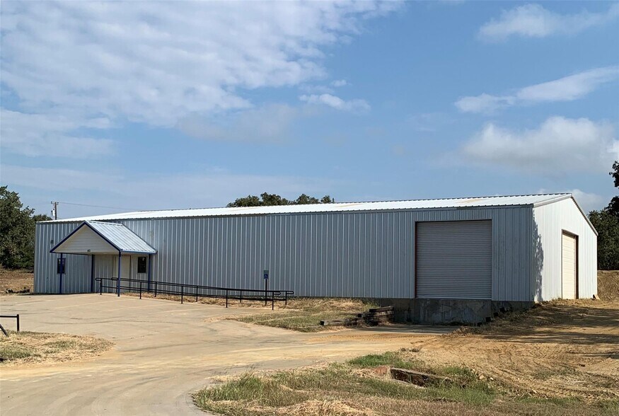 More Photos Of 411 Lee Rd, Mineral Wells Warehouse For Sale