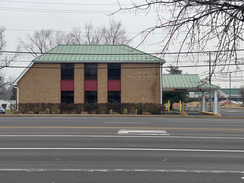 Primary Photo Of 2817 Street Rd, Bensalem Bank For Lease
