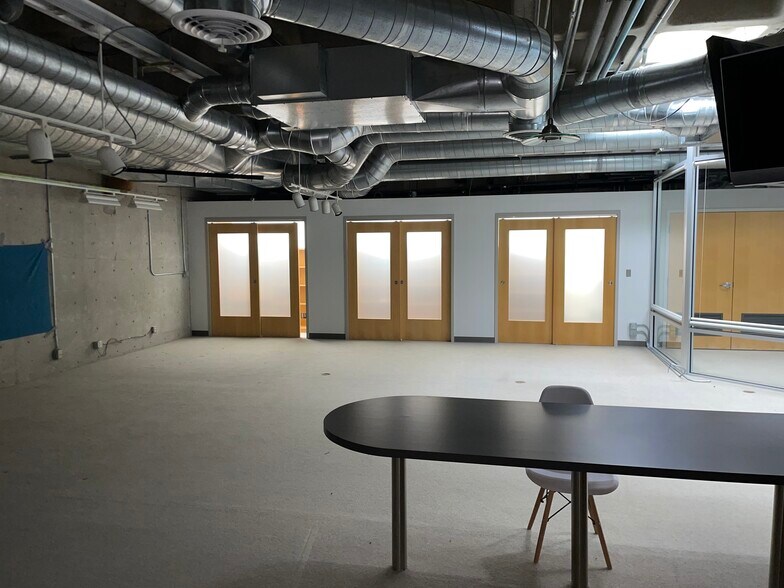 More Photos Of 2811 E Evergreen Blvd, Vancouver Office For Lease