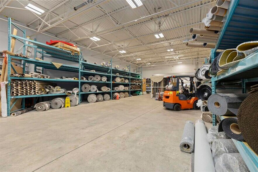 More Photos Of 78 Great Northern Rd, Sault Ste. Marie Industrial For Sale