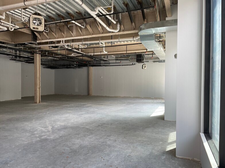 More Photos Of 100 Mathewson St, Providence Apartments For Lease